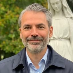 Neil Hunter's avatar